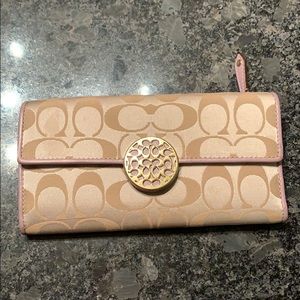 coach wallet